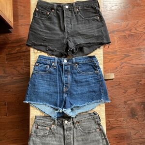 3 pairs of women’s Levi’s 501 jean shorts sz 28